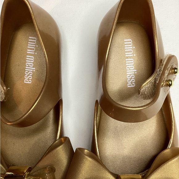 Mini Melissa Shiny Gold girls Shoes - Picture 5 of 13